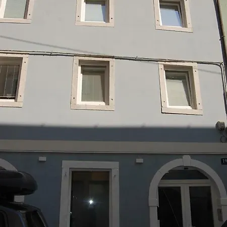 Corridoni Lägenhet *